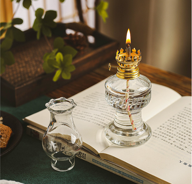 Vintage Clear Glass Kerosene Lamp | Traditional Oil Lamp for Home & Camping