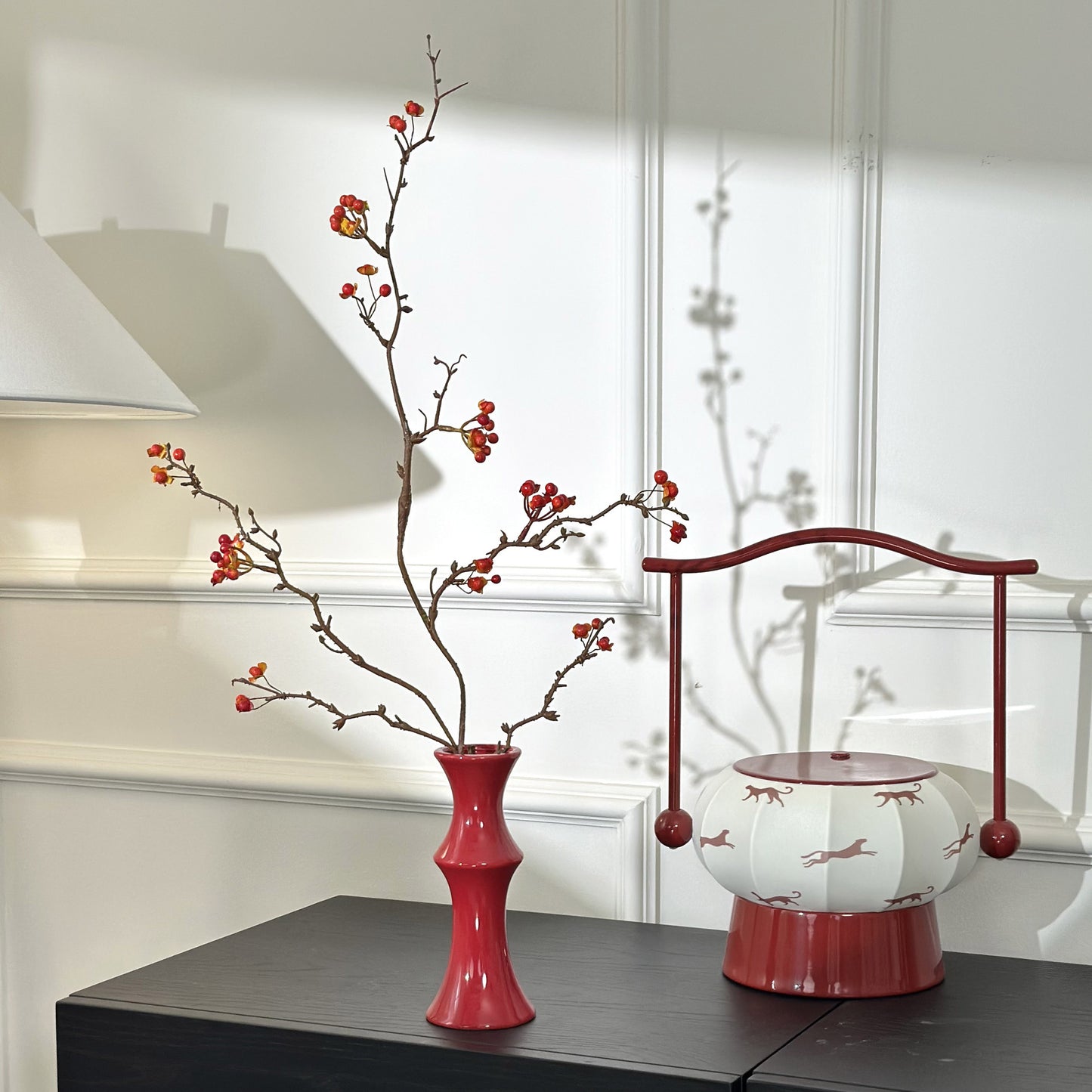 Zen Bamboo Ceramic Vase: A Sculpture of Nature’s Rhythm